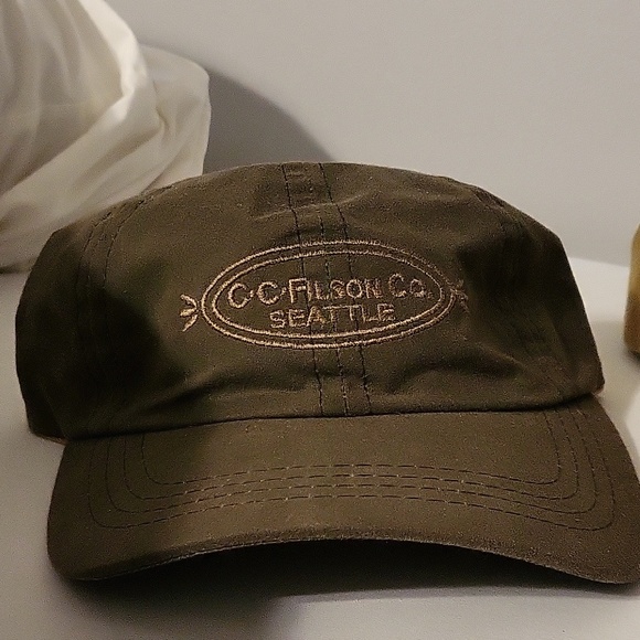 Two Filson Tin Cloth hats - Picture 3 of 3